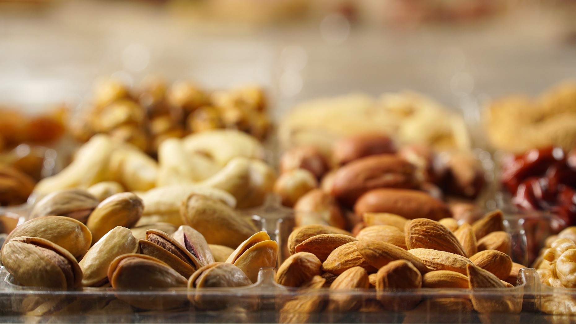 Çok çeşit kuruyemiş